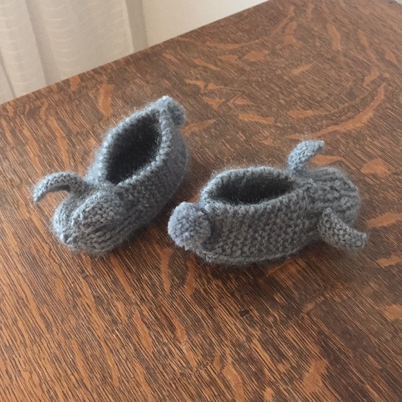 Handmade Knitted Baby Gray Bunny Slippers - Picture 2 of 4